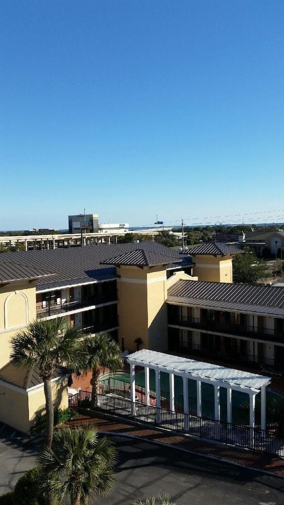Days Inn By Wyndham Pensacola - Historic Downtown Luaran gambar