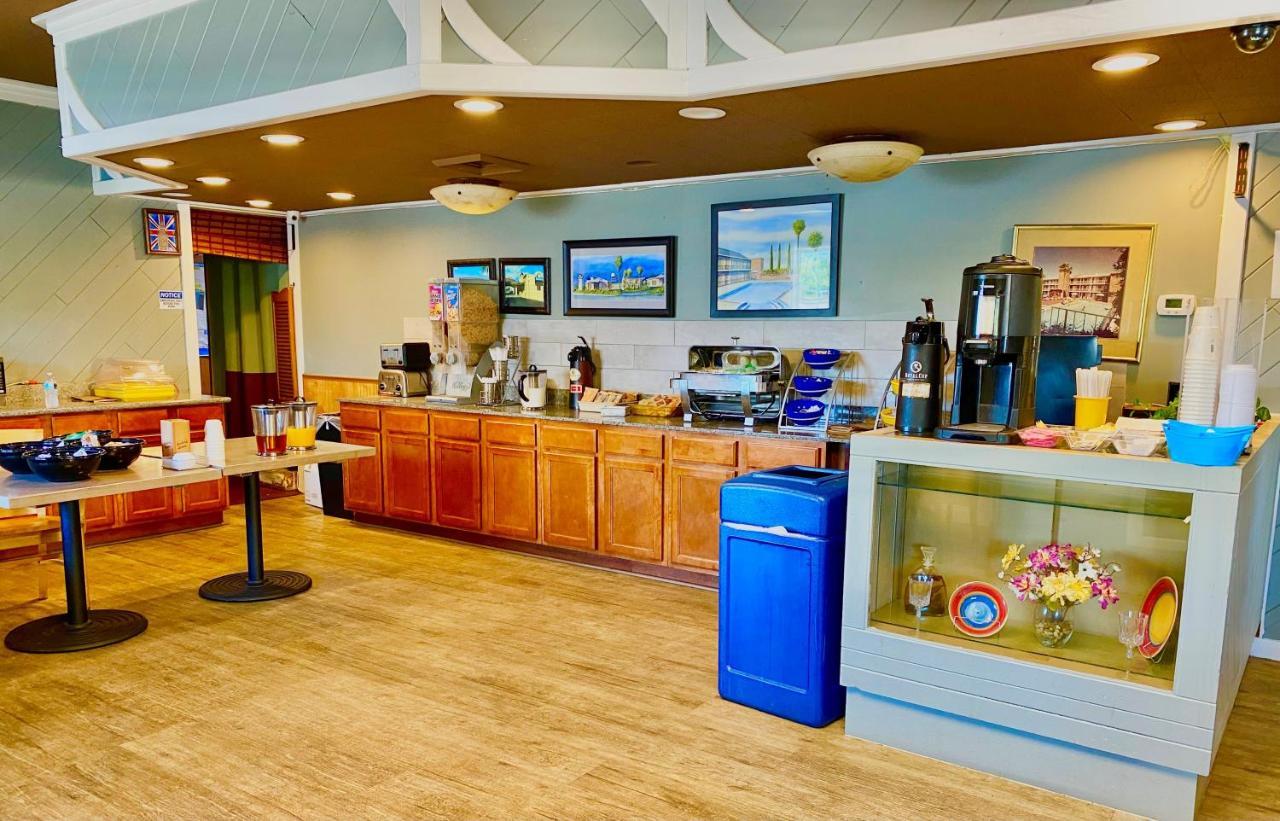 Days Inn By Wyndham Pensacola - Historic Downtown Luaran gambar