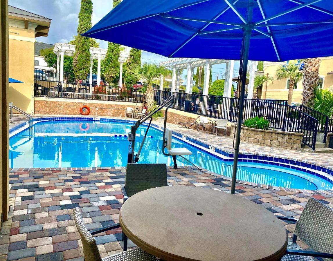 Days Inn By Wyndham Pensacola - Historic Downtown Luaran gambar