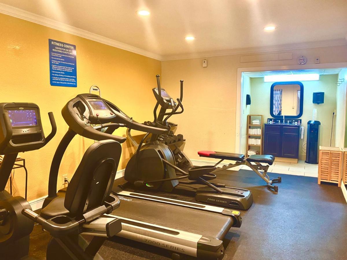 Days Inn By Wyndham Pensacola - Historic Downtown Luaran gambar