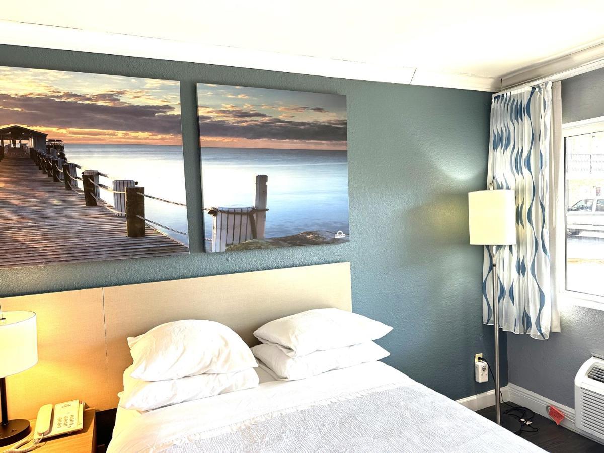 Days Inn By Wyndham Pensacola - Historic Downtown Luaran gambar